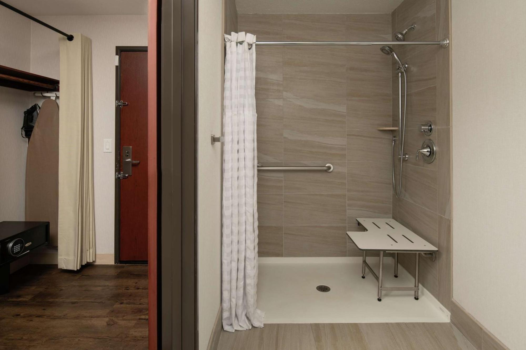 Doubletree By Hilton Portland Tigard Hotell Eksteriør bilde